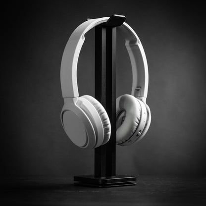 REO Headphone Stand